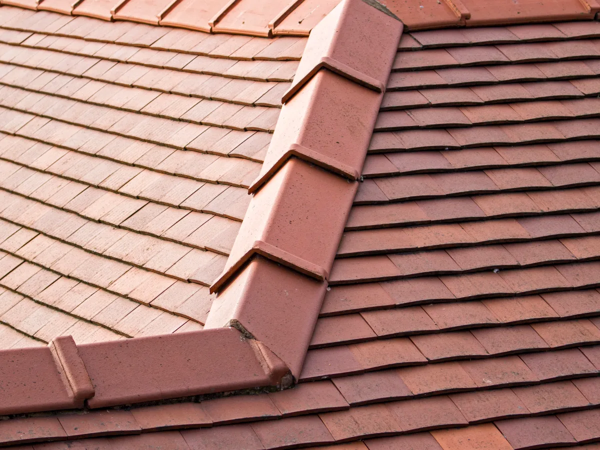 Oakcrest Roofing Ltd carrying out tiled roofs